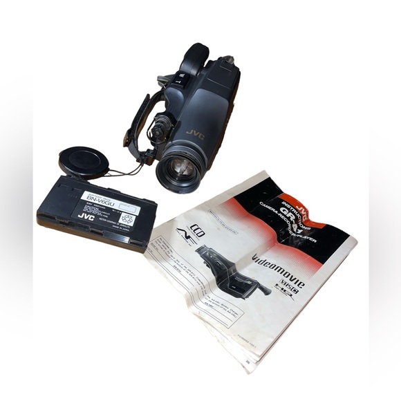 🔥 Vintage JVC GR-A1U Video Movie Handheld Camcorder Untested As Is W/ Manual 🔥 - Picture 1 of 10